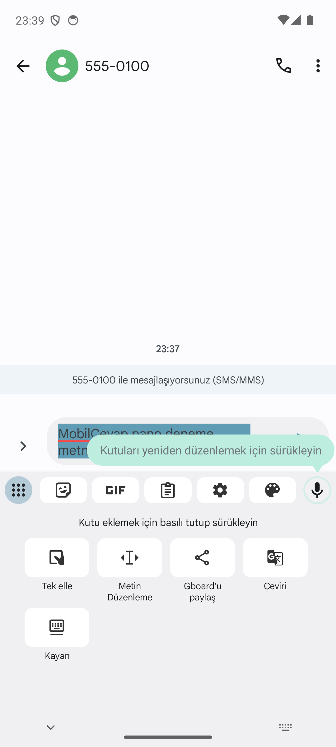 Gboard özellik menüsü: GIF, pano, ayarlar ve tema simgeleri ile Tek elle, Metin Düzenleme, Çeviri kutuları